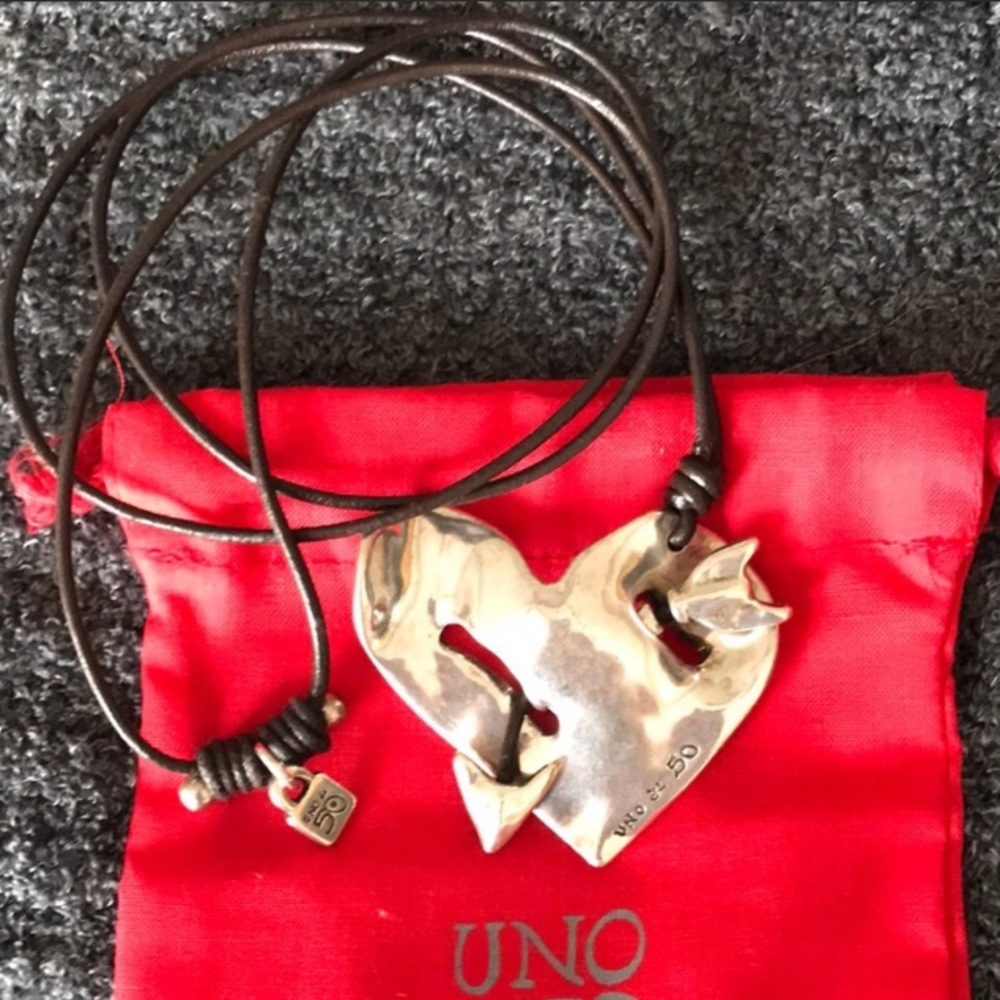 Uno De 50 Heart with Arrow